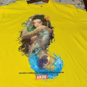 Akoo Yellow t-shirt